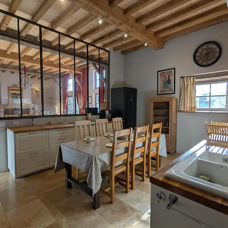 Casa de Férias Maison Historique Avec Vue Panoramique - 14 Pers. - Fr-1-653-289